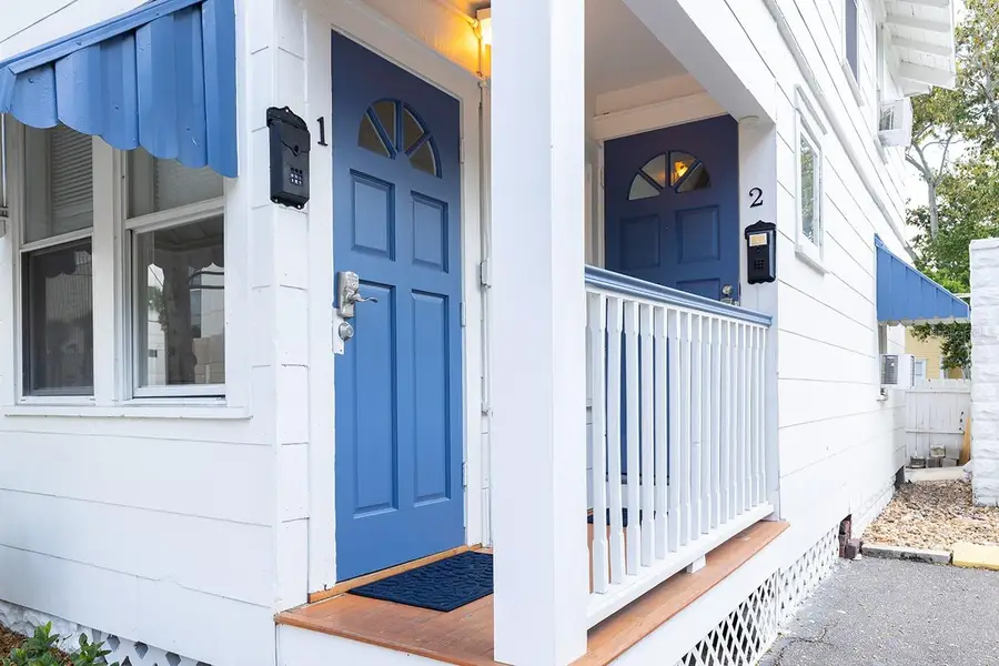 1043 7th Avenue N, Saint Petersburg, FL 33705 - Image #3