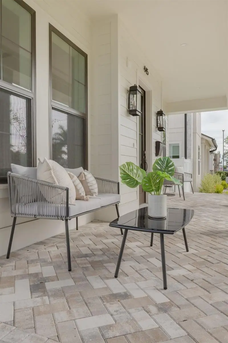 445 36th Avenue N, Saint Petersburg, FL 33704 - Image #3