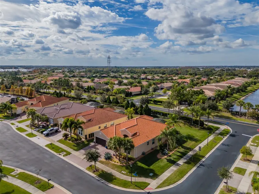 16301 Garnet Glen Place, Wimauma, FL 33598 - Image #3