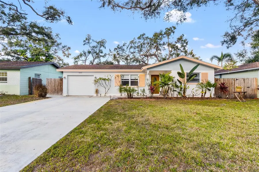 9717 54th Avenue N, Saint Petersburg, FL 33708 - Image #3