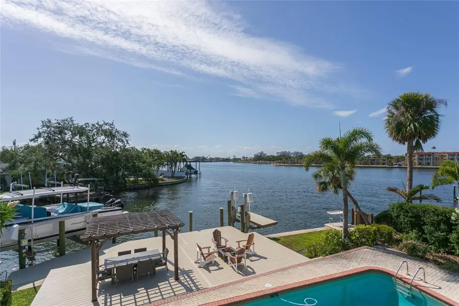 3901 13th Way Ne, Saint Petersburg, FL 33703 - Image #3