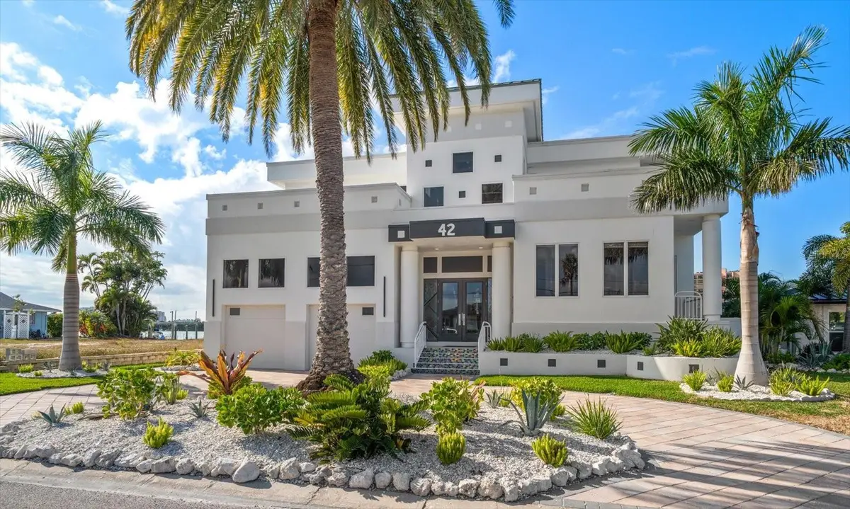 42 Midway Island, Clearwater Beach, FL 33767 - Image #1
