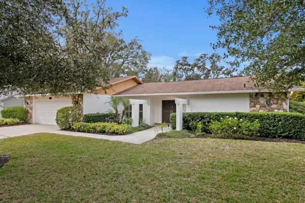 713 Rob Roy Place, TEMPLE TERRACE, FL 33617