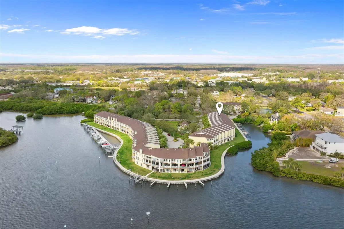 112 Brent Circle, Oldsmar, FL 34677 - Image #1