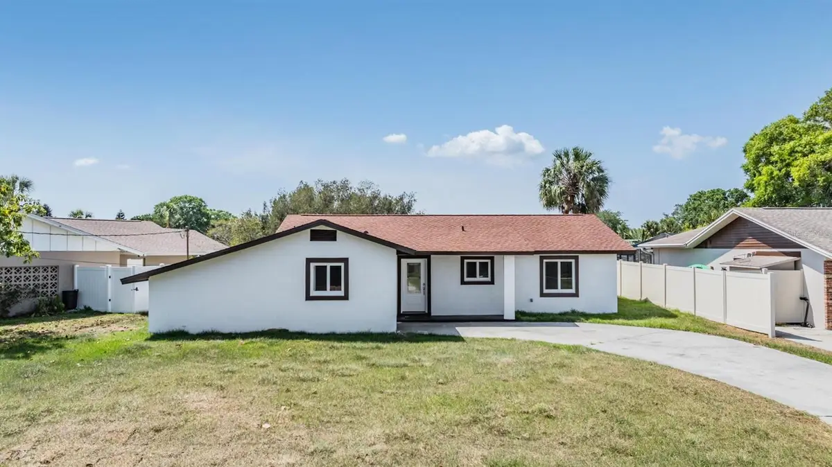 8705 Tahiti Lane, Tampa, FL 33615 - Image #1