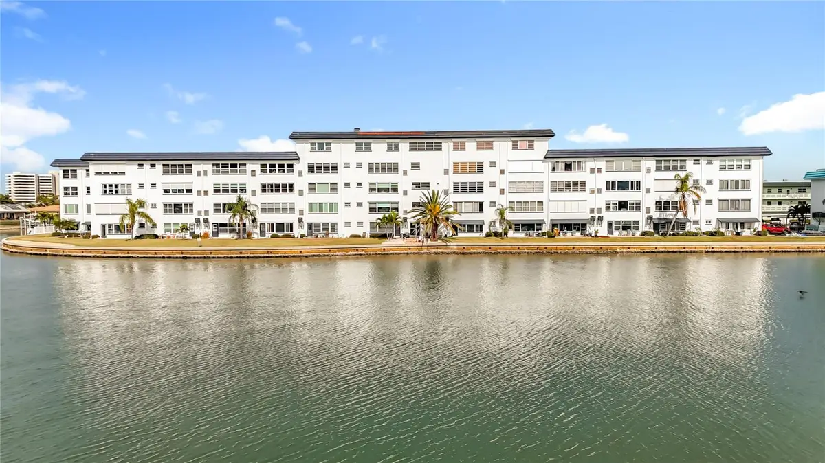 5960 30th Avenue S #103, Gulfport, FL 33707 - Image #1