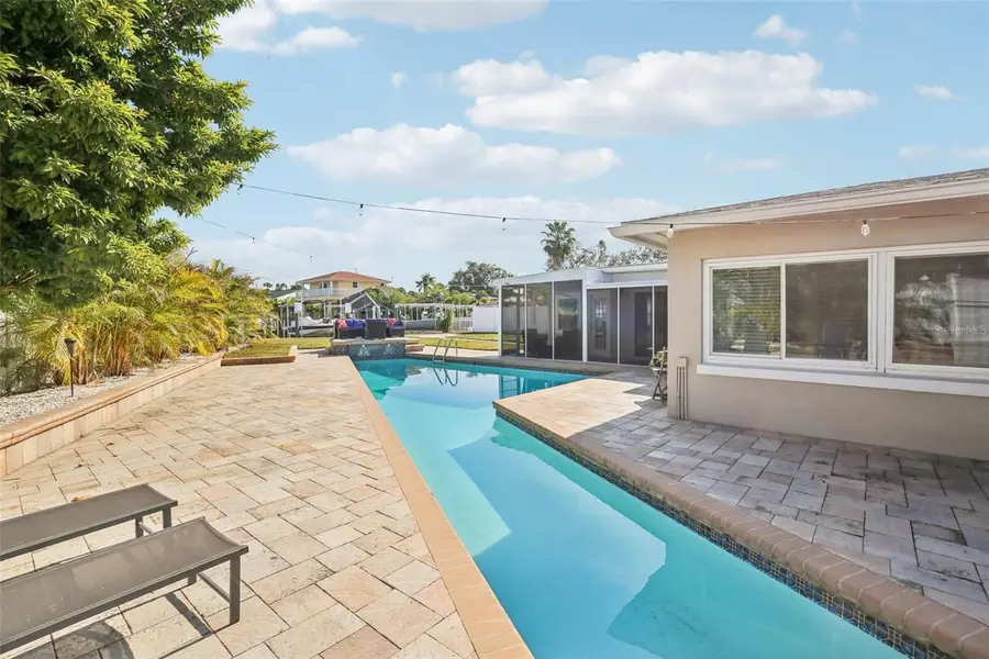 5467 Bayou Grande Boulevard Ne, Saint Petersburg, FL 33703 - Image #3