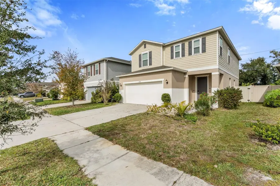 7710 Sunshine Bridge Ave, Gibsonton, FL 33534 - Image #3