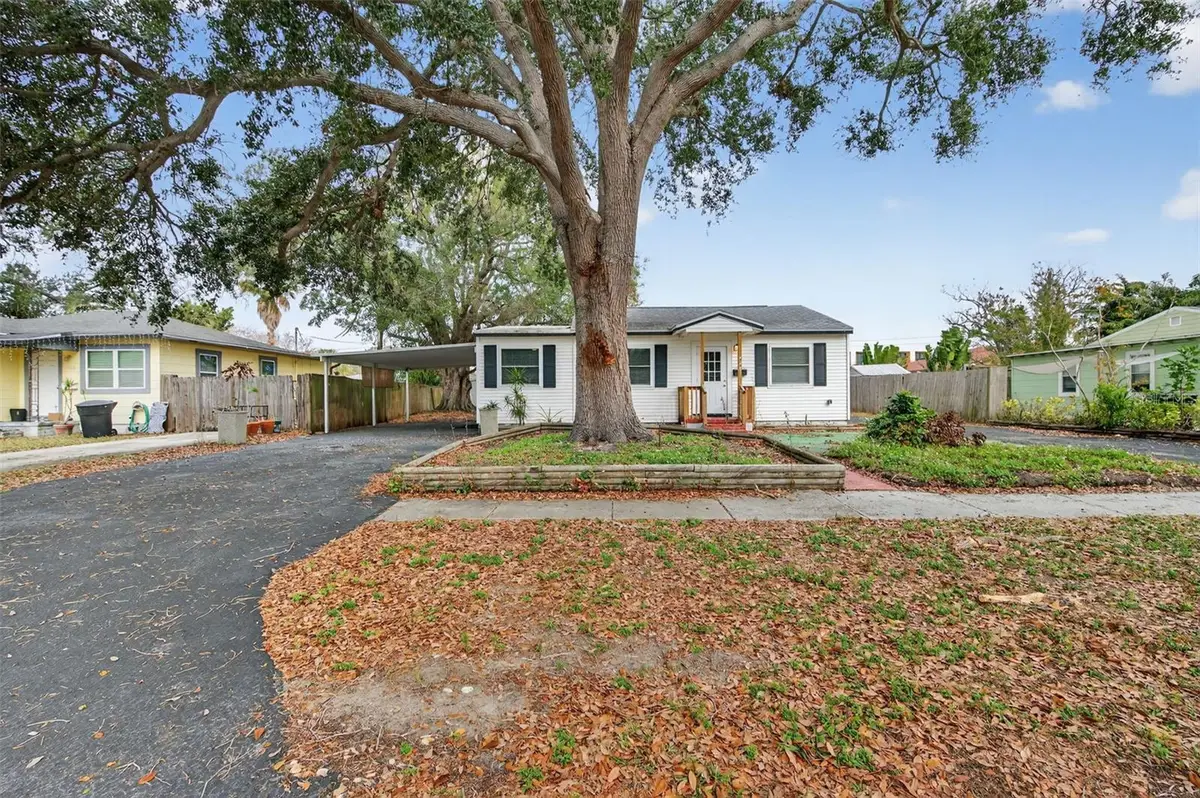 423 61st Avenue Ne, Saint Petersburg, FL 33703 - Image #1