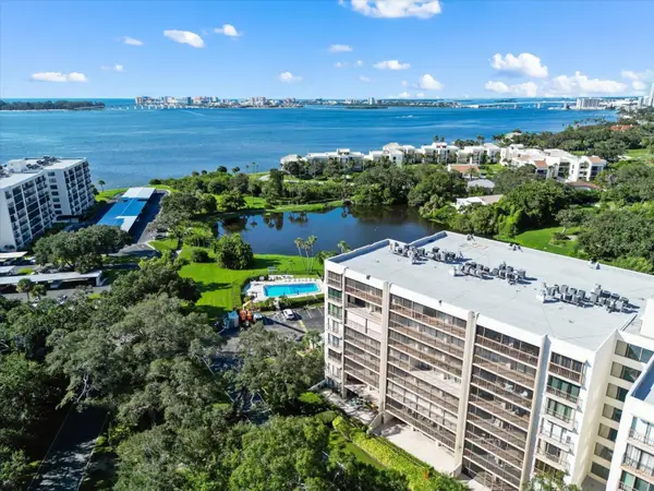 220 Belleview Boulevard #702, BELLEAIR, FL 33756