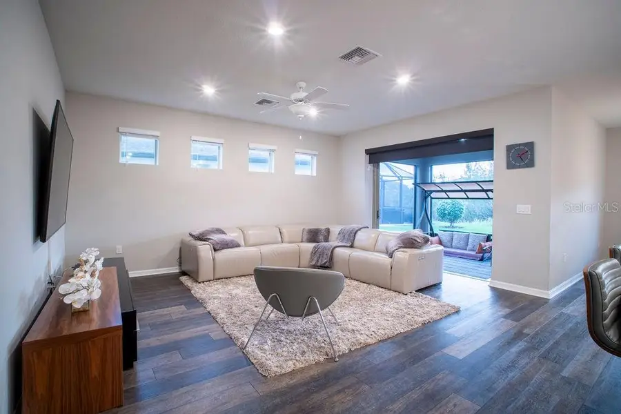 7465 Yale Harbor Drive, Wesley Chapel, FL 33545 - Image #3