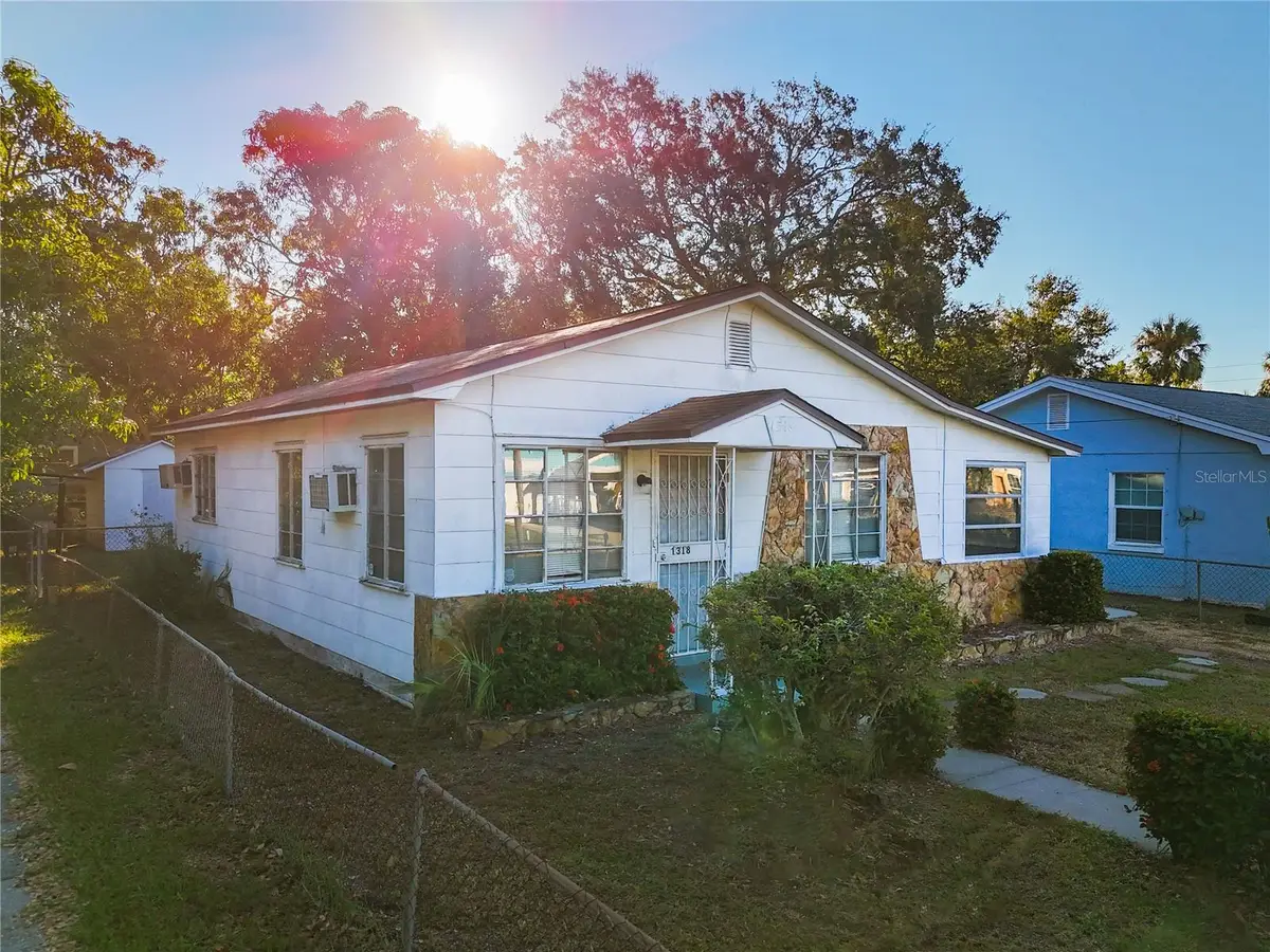 1318 Preston Street S, Saint Petersburg, FL 33712 - Image #1