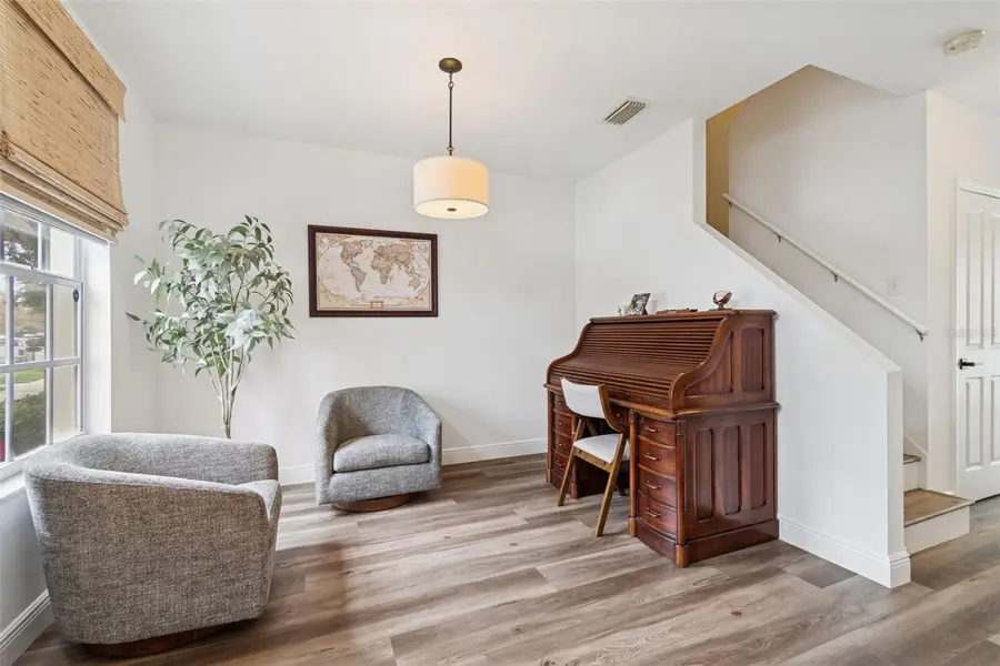 9811 W Park Village Drive, Tampa, FL 33626 - Image #3