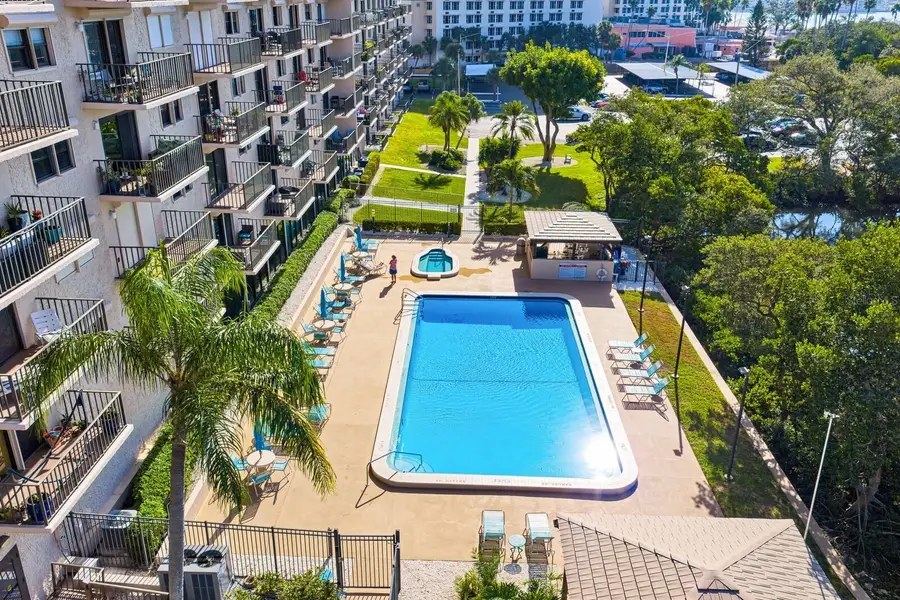 7050 Sunset Drive S #801, South Pasadena, FL 33707 - Image #3