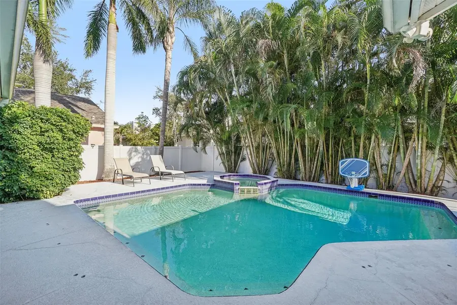 3132 Shoreline Drive, Clearwater, FL 33760 - Image #3