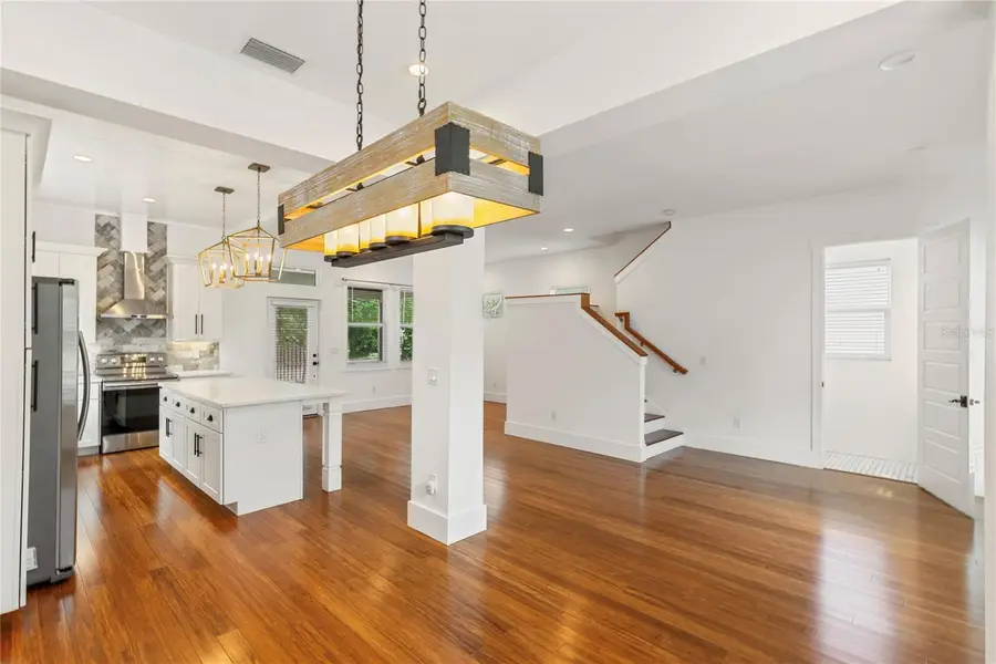 214 E Floribraska Avenue, Tampa, FL 33603 - Image #3