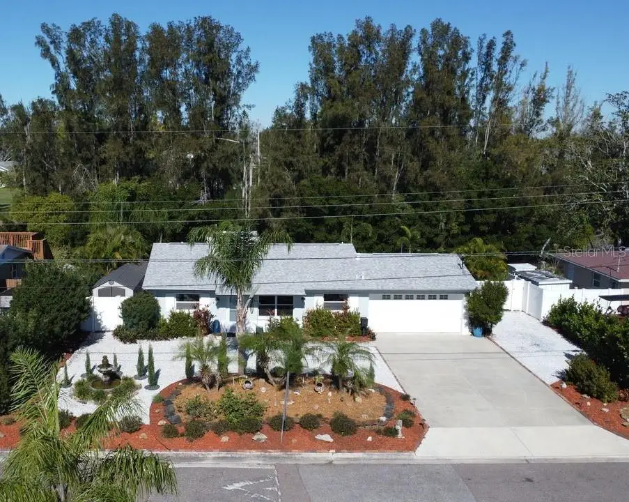 201 79th Avenue Ne, Saint Petersburg, FL 33702 - #1