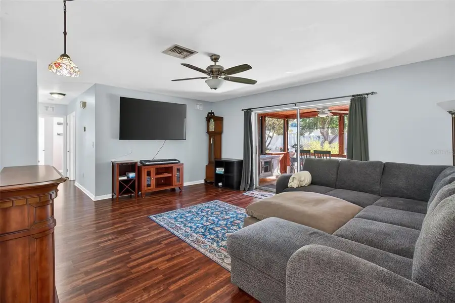 13584 Twig Terrace, Largo, FL 33774 - Image #3