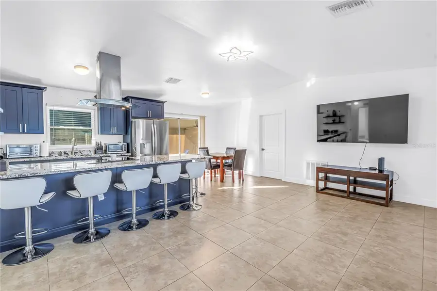 5758 Dartmouth Avenue N, Saint Petersburg, FL 33710 - #3