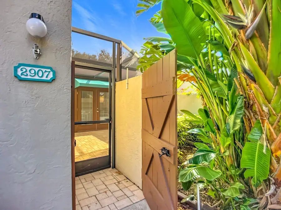 2907 Oak Lane, Bradenton, FL 34209 - Image #2