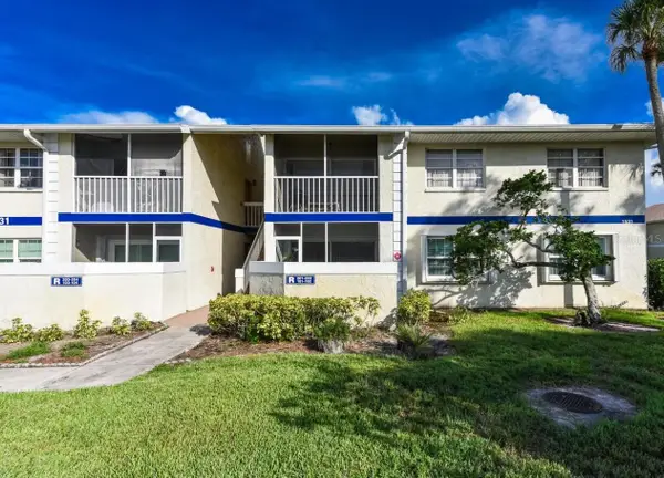 1531 SE Royal Green Circle #107, PORT ST LUCIE, FL 34952