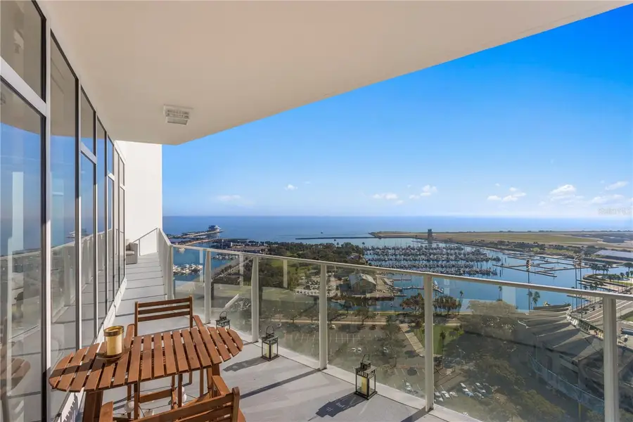 175 1st Street S #2107, Saint Petersburg, FL 33701 - Image #3