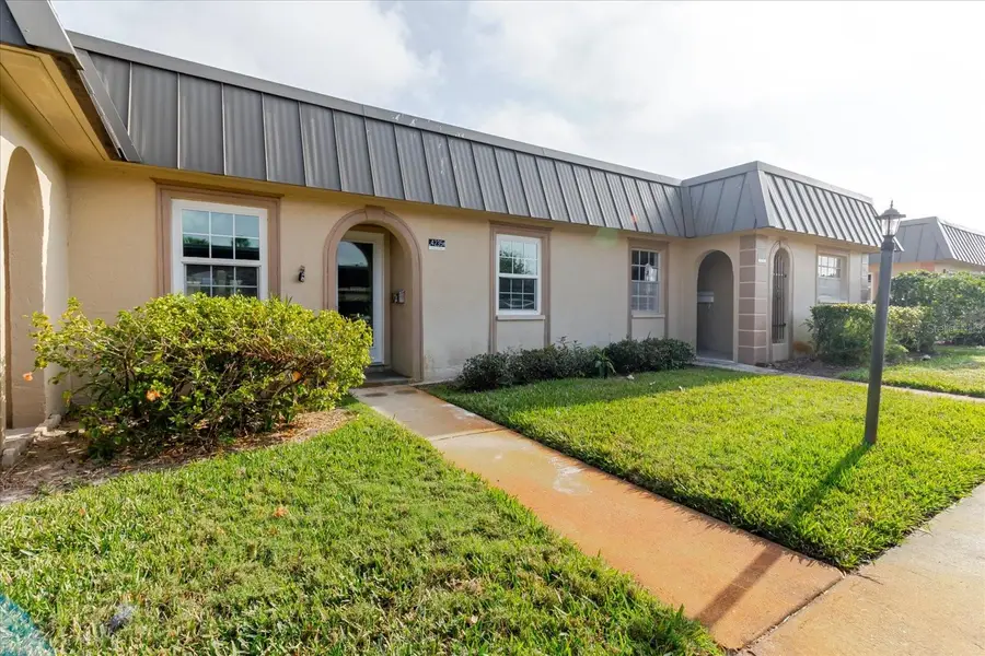 4235 Stratford Drive, New Port Richey, FL 34652 - Image #2