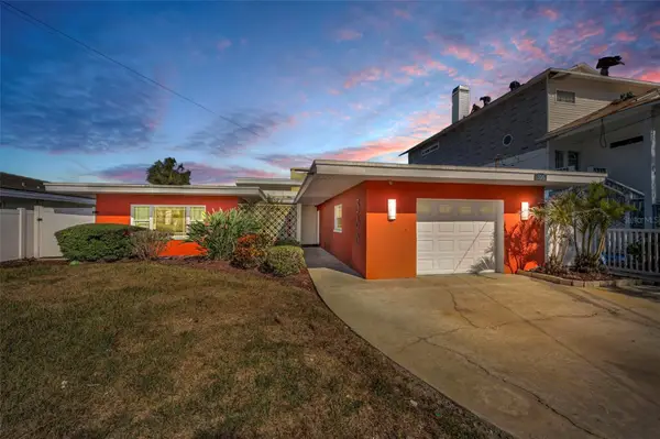 366 La Hacienda Drive, INDIAN ROCKS BEACH, FL 33785