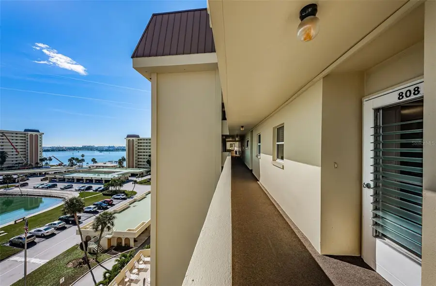 4725 Cove Circle #808, Saint Petersburg, FL 33708 - Image #2