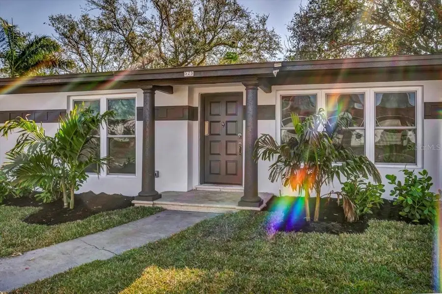 525 Lamara Way Ne, Saint Petersburg, FL 33704 - Image #3