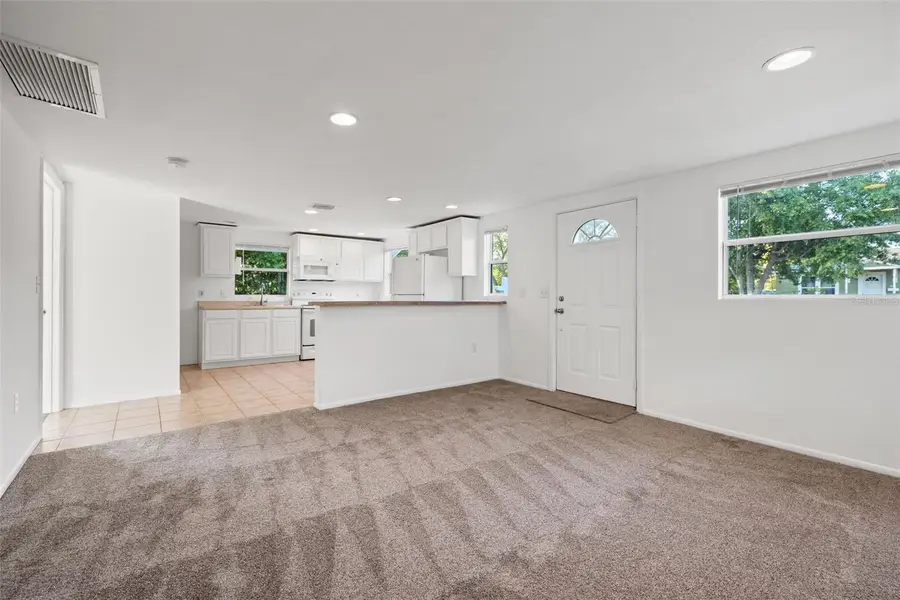 4009 Burlington Avenue N, Saint Petersburg, FL 33713 - Image #3