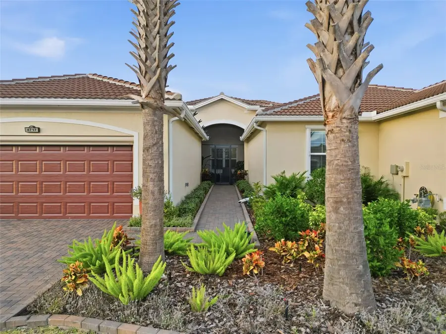 4717 Avila Lakes Drive, Wimauma, FL 33598 - Image #2