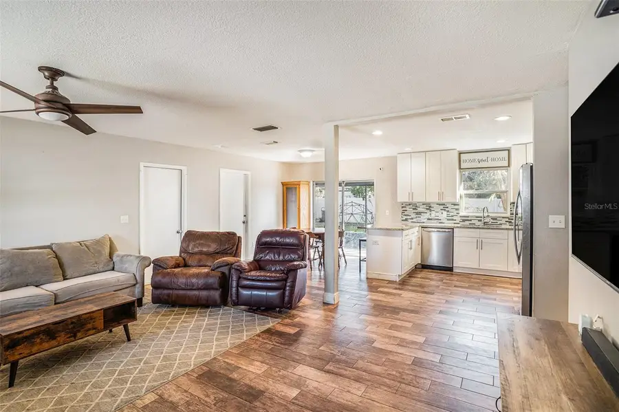 909 Silver Ridge Way, Valrico, FL 33594 - #3