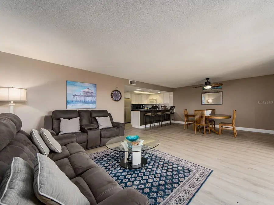 19610 Gulf Boulevard #303, Indian Shores, FL 33785 - Image #3