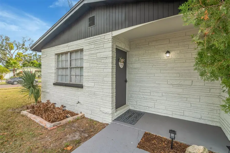 7031 Glenview Drive, Tampa, FL 33619 - Image #3