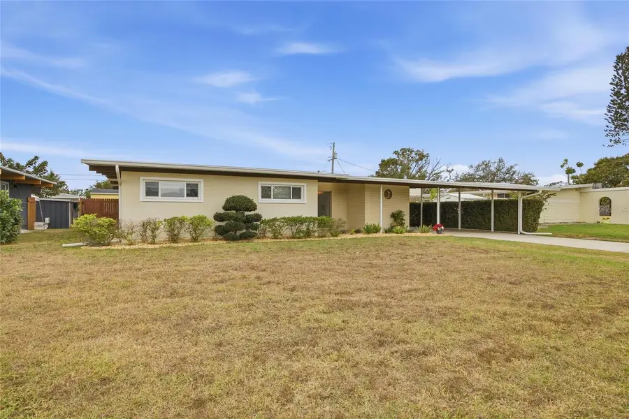 6134 Hampton Drive N, Saint Petersburg, FL 33710 - Image #2