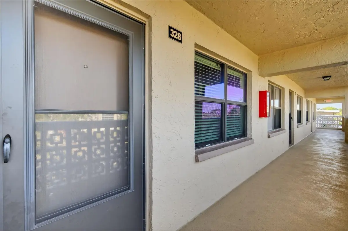 5080 Locust Street Ne #328, Saint Petersburg, FL 33703 - Image #1