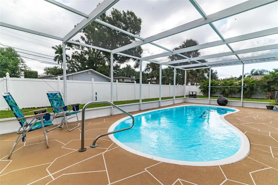 3615 Haines Road N, Saint Petersburg, FL 33704 - #2