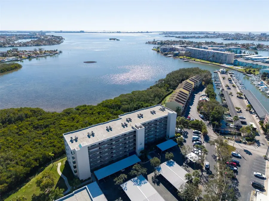 1332 Pasadena Avenue S #205, South Pasadena, FL 33707 - Image #3