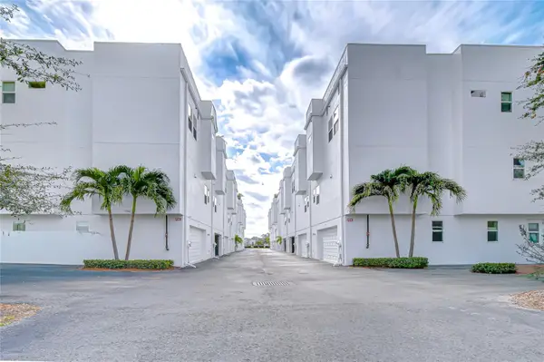 3100 W Paul Avenue #5, TAMPA, FL 33611