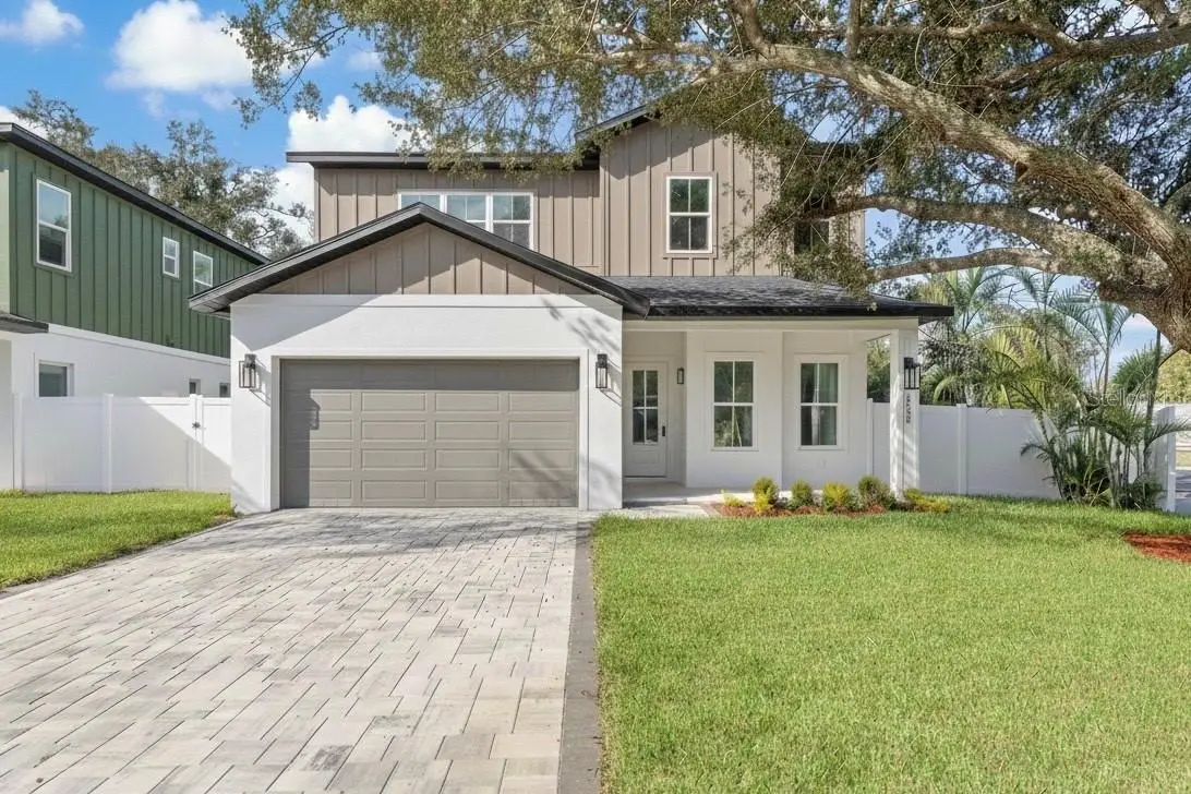 10194 Hodson Place, Seminole, FL 33776 - Image #1