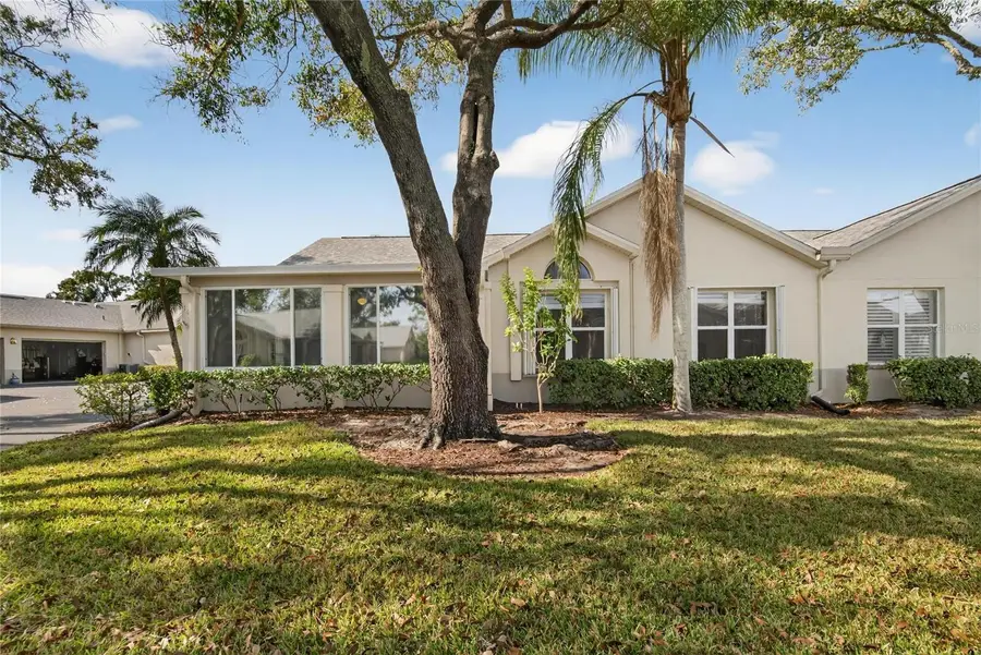 1111 Golfview Woods Drive #1111, Sun City Center, FL 33573 - Image #3