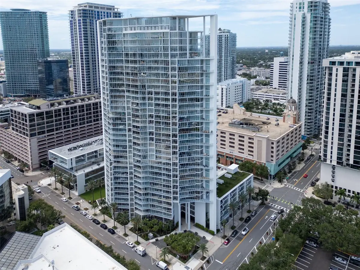 175 1st Street S #1008, Saint Petersburg, FL 33701 - Image #1