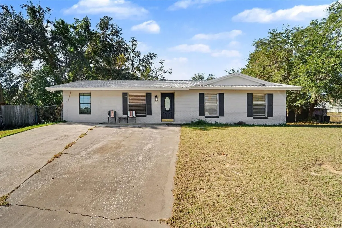 37124 Goldenrod Court, Dade City, FL 33523 - Image #1