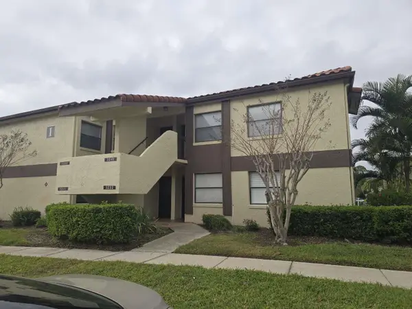 3240 Candle Ridge Drive #204, ORLANDO, FL 32822