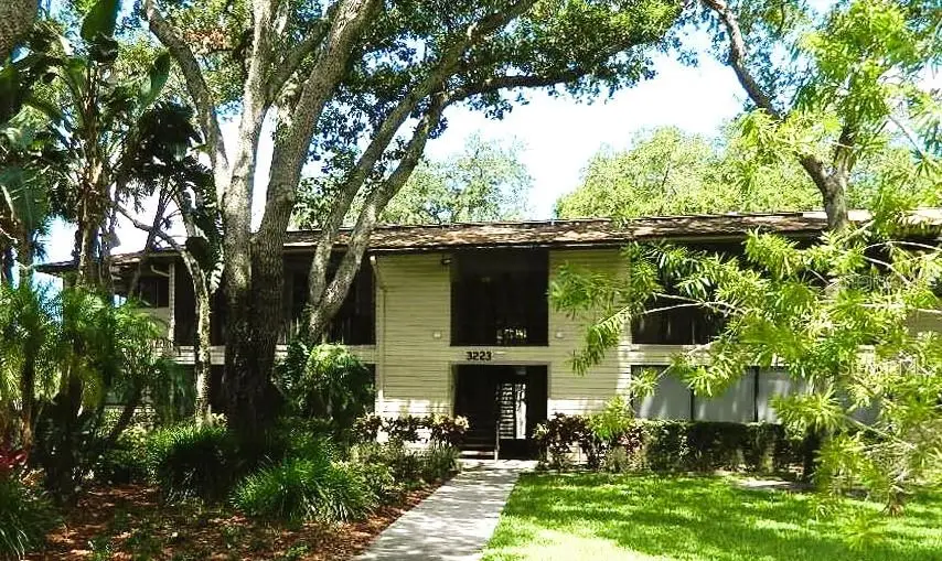 3223 Fox Chase Circle N #206, Palm Harbor, FL 34683 - #2