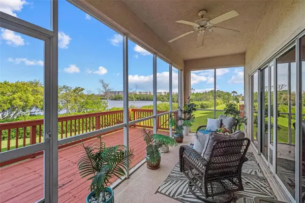 6555 99th Way N #20F, ST PETERSBURG, FL 33708