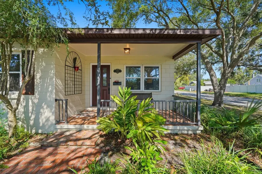 135 NW Monroe Circle N, Saint Petersburg, FL 33702 - #2