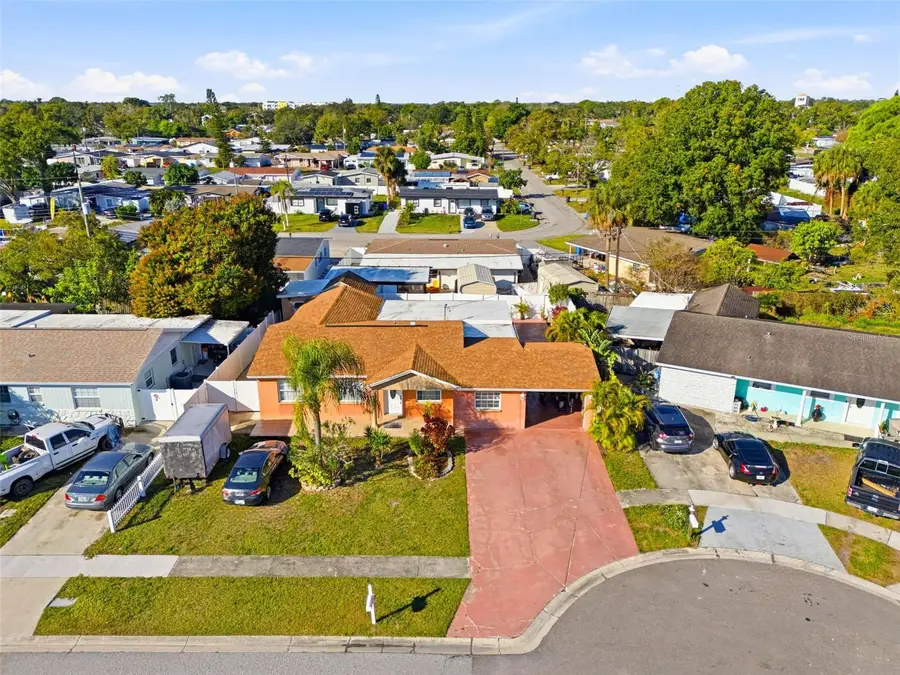 4914 Holiday Drive, Tampa, FL 33615 - Image #2