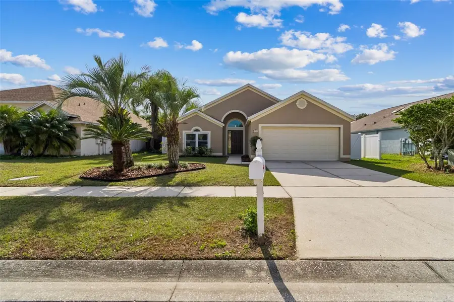 6253 Ashfield Place, Wesley Chapel, FL 33545 - Image #2
